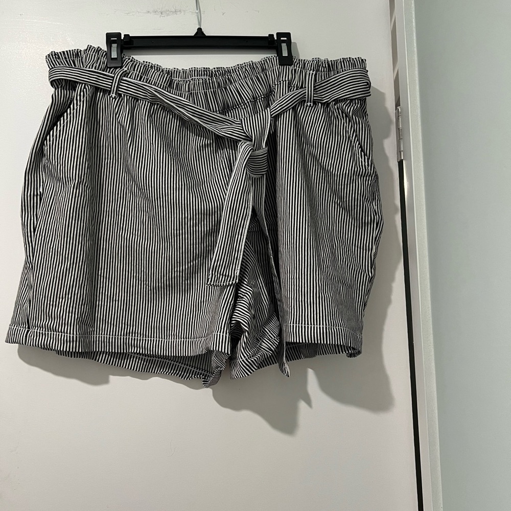 Lane Bryant High Waist Black and White Shorts
